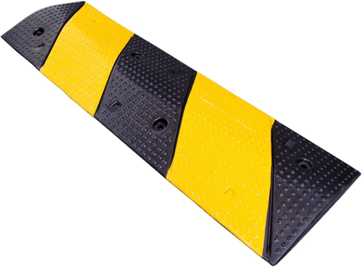 Speed bump Premium Size: 600 x 470 x 30mm